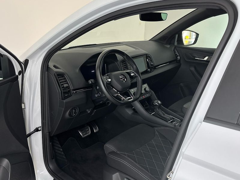 Škoda Karoq SportLine DSG - fotka 6 z 28