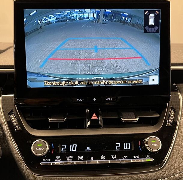 Toyota Corolla 2,0 HYBRID AT GR SPORT JBL - fotka 7 z 18