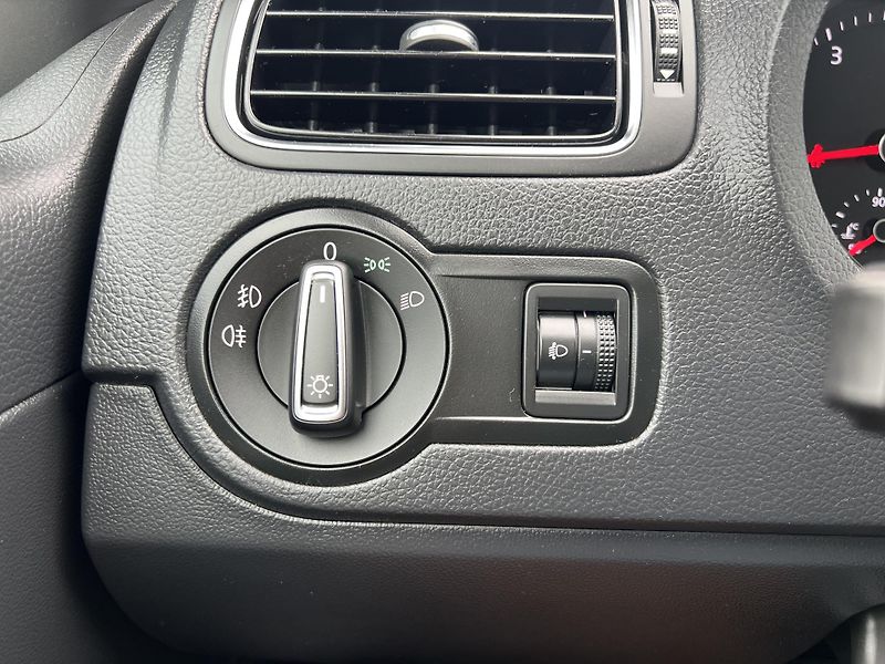 Volkswagen Polo 1.0TSi 70kw  - fotka 13 z 38