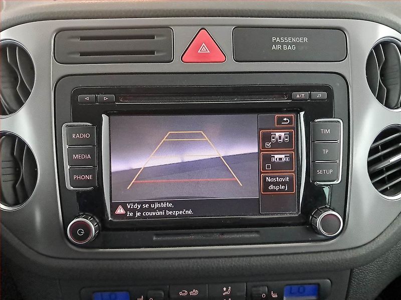 Volkswagen Tiguan (2009) 2.0 TDI, 4X4, ČR,1.maj - fotka 17 z 17