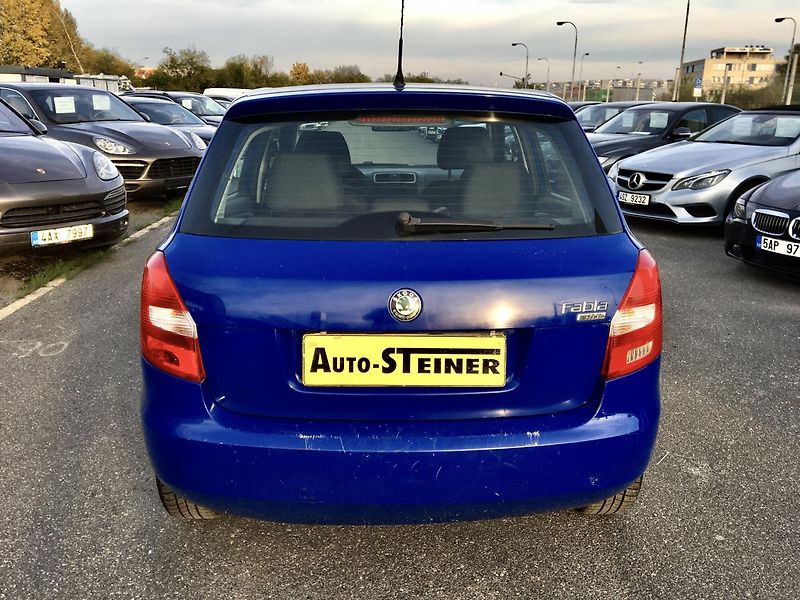 Škoda Fabia 1,2 HTP Ambiente Nová STK - fotka 6 z 22