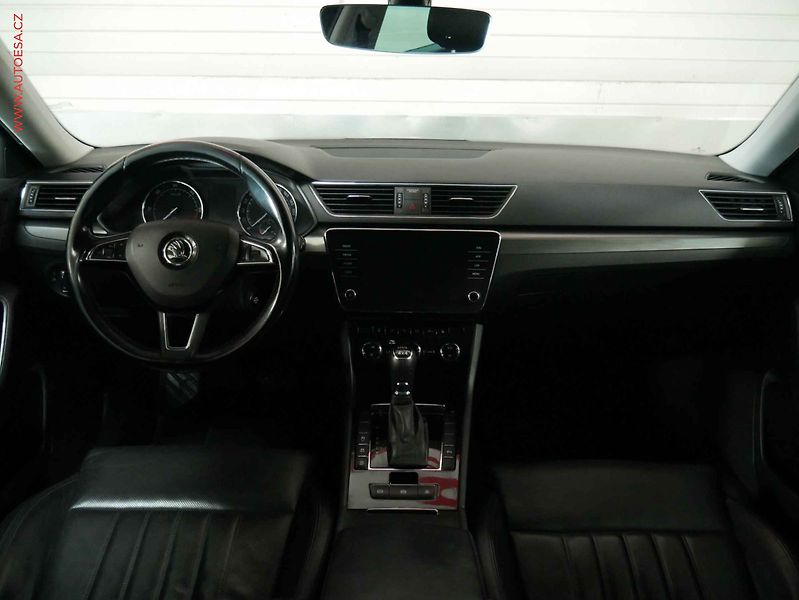 Škoda Superb (2018) 2.0 TDi 4x4, DSG, navi, bixen - fotka 8 z 22