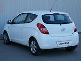 Hyundai i20 (2010) 1.6 i, 2.maj,ČR, STK9/28 - náhled 6