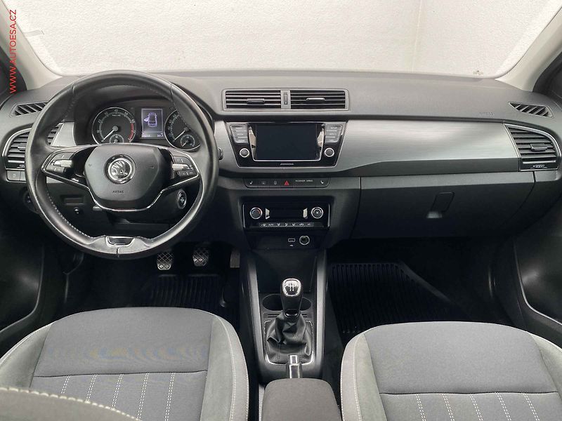 Škoda Fabia (2021) 1.0 TSi, 1.maj,ČR, Style - fotka 8 z 17
