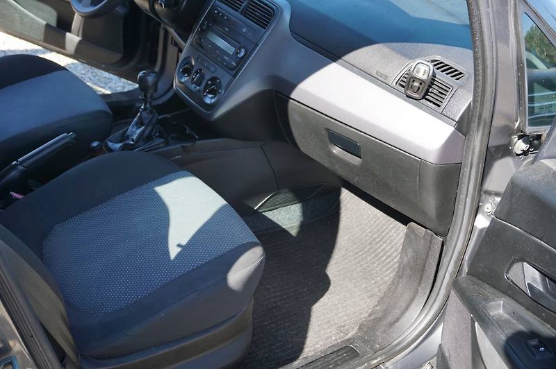 Fiat Punto (2011) 1,2 - fotka 12 z 20