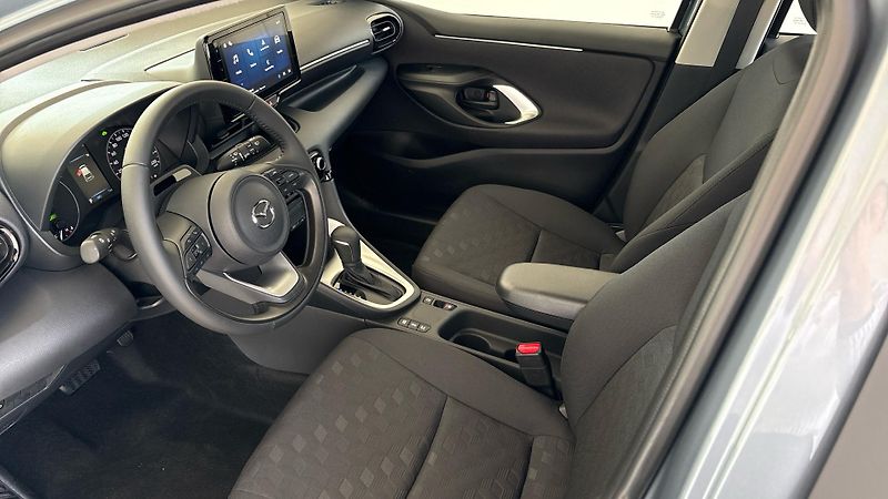 Mazda 2 Hybrid (2026) 1.5 Centre-line - fotka 6 z 17
