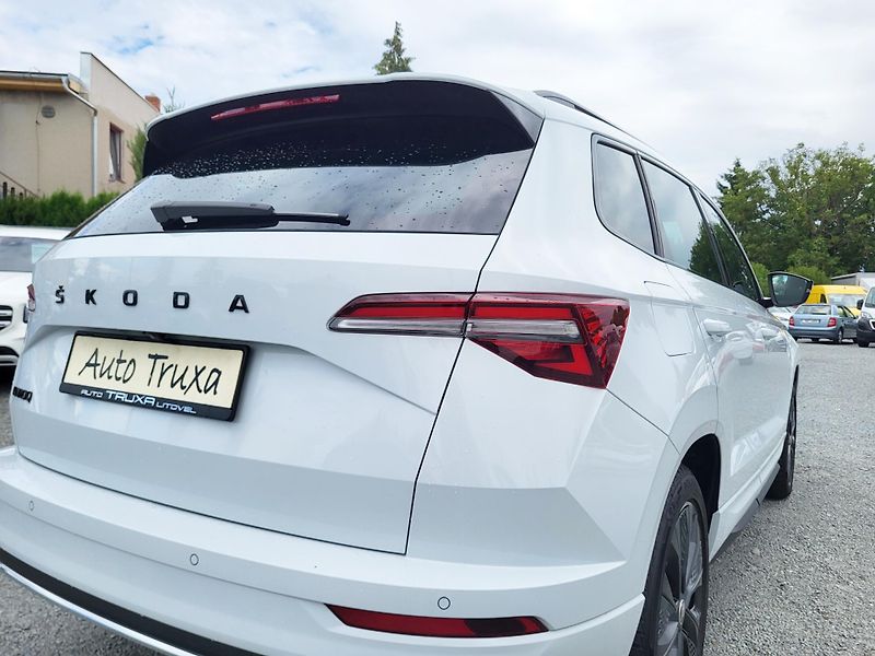 Škoda Karoq 1.5 TSI 110kW DSG SPORTLINE - fotka 44 z 48