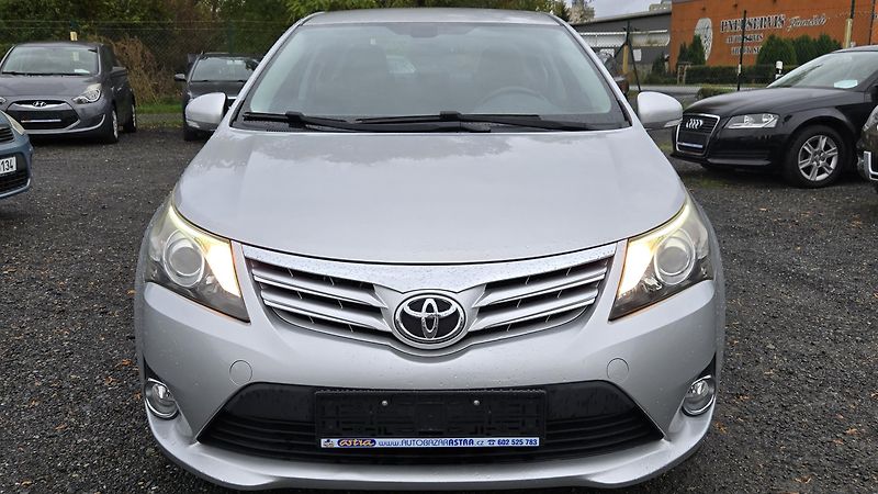 Toyota Avensis 1.8LIFE 1MAJITEL 108KW - fotka 4 z 35