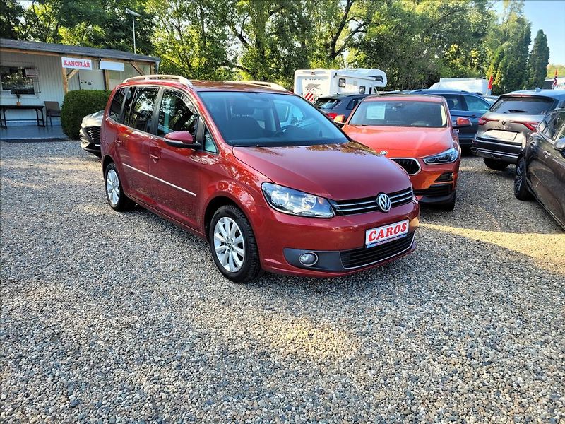 Volkswagen Touran 2,0 Rezervace!,dsg,Highline,ků - fotka 2 z 44