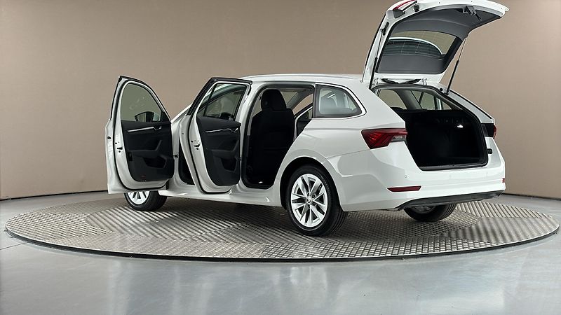 Škoda Octavia 1.5 TSI E-Tec DSG Style Combi - fotka 7 z 26