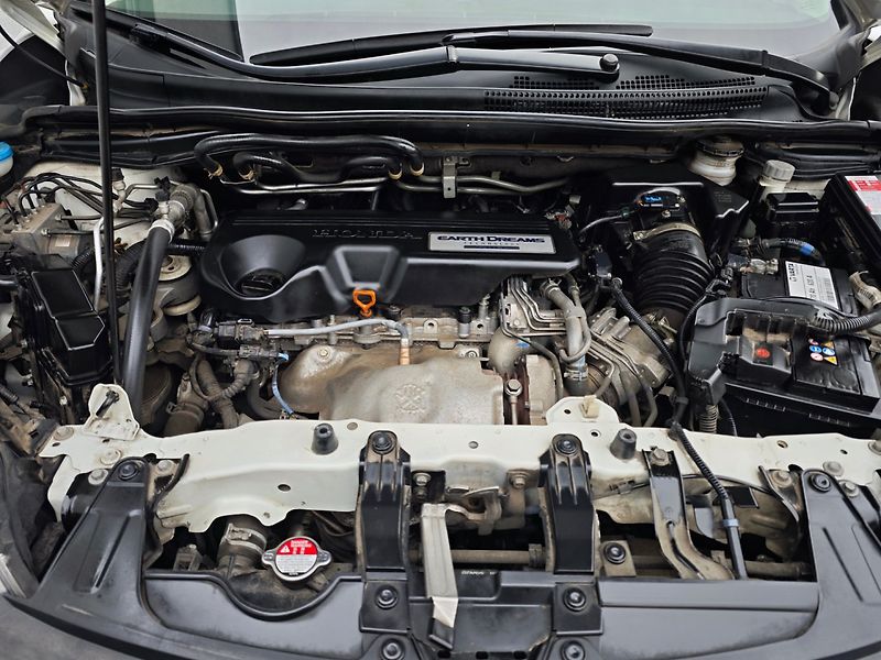 Honda CR-V 1.6 iDTEC Lifestyle 4WD ČR DPH - fotka 28 z 41