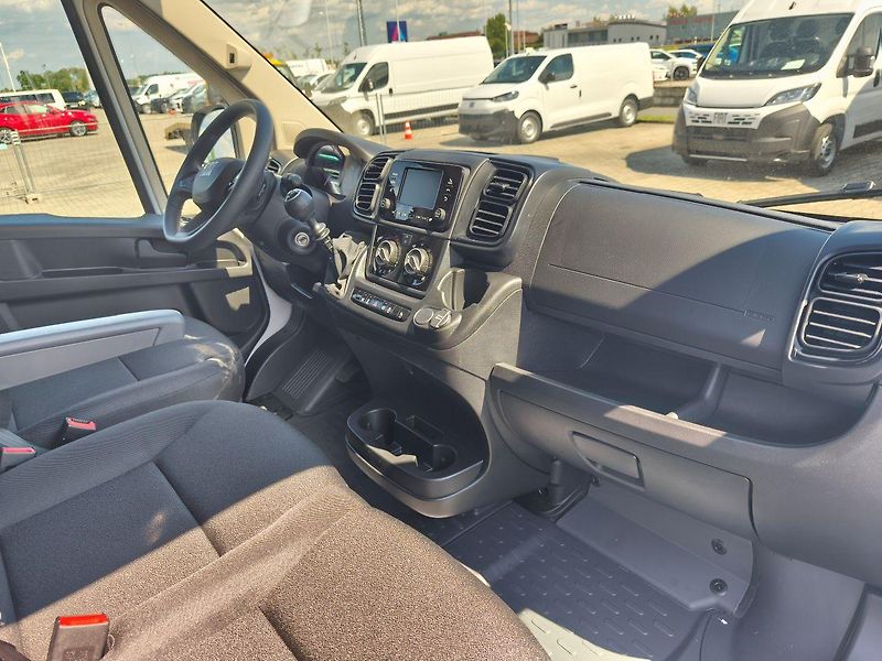 Fiat Ducato (2026) 2.2 MTJ 120k 6MT van L2H1 3.0t - fotka 9 z 10