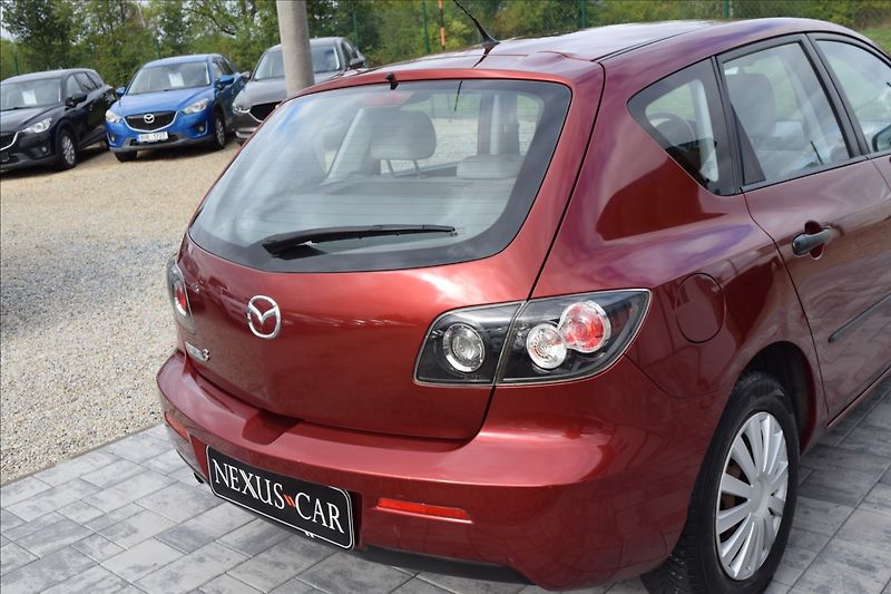 Mazda 3 1,4 i 62KW NOVÁ STK PO SERVISE - fotka 8 z 40