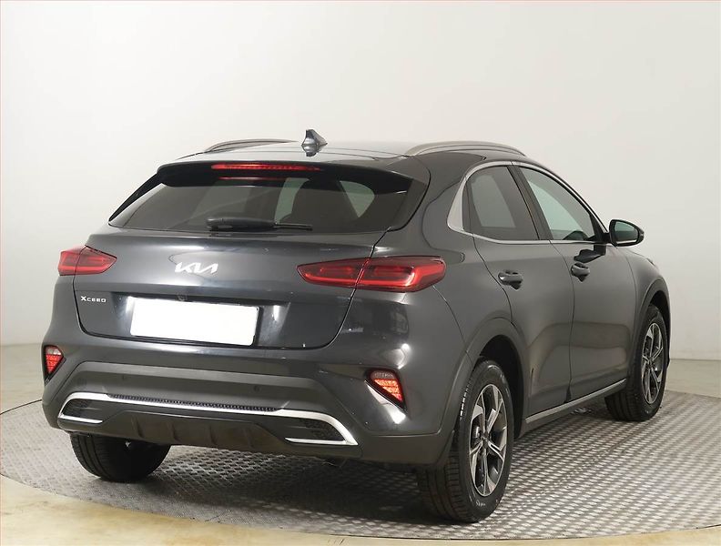 Kia XCeed (2026) 1.6 T-GDI, Ad. tempomat - fotka 5 z 24