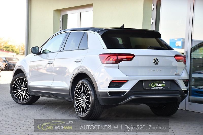 Volkswagen T-Roc 2.0TDi DSG 4M ACC LED - fotka 3 z 43
