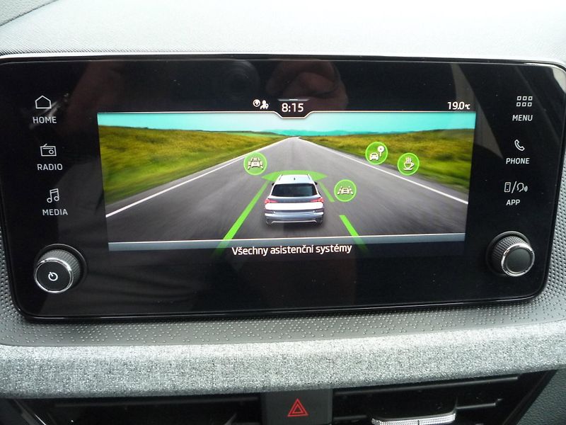 Škoda Kamiq (2025) 1,0TSi 85kW Selection - fotka 15 z 23