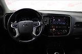 Mitsubishi Outlander 2,0 i Plus 4x4 PHEV Hybrid - náhled 24