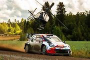 Finská rallye: Takamoto Katsuta
