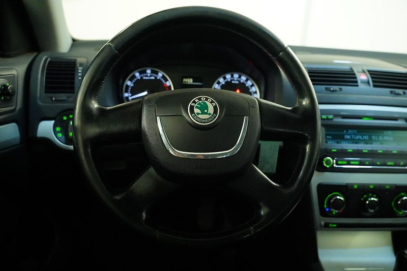 Škoda Octavia - fotka 16 z 21