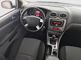 Ford Focus (2009) 2.0 16V, po STK, jezdí výborně - náhled 7