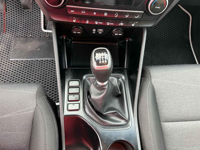 Hyundai Tucson (2019) 1.6T-GDi, 2.maj,ČR - fotka 16 z 21