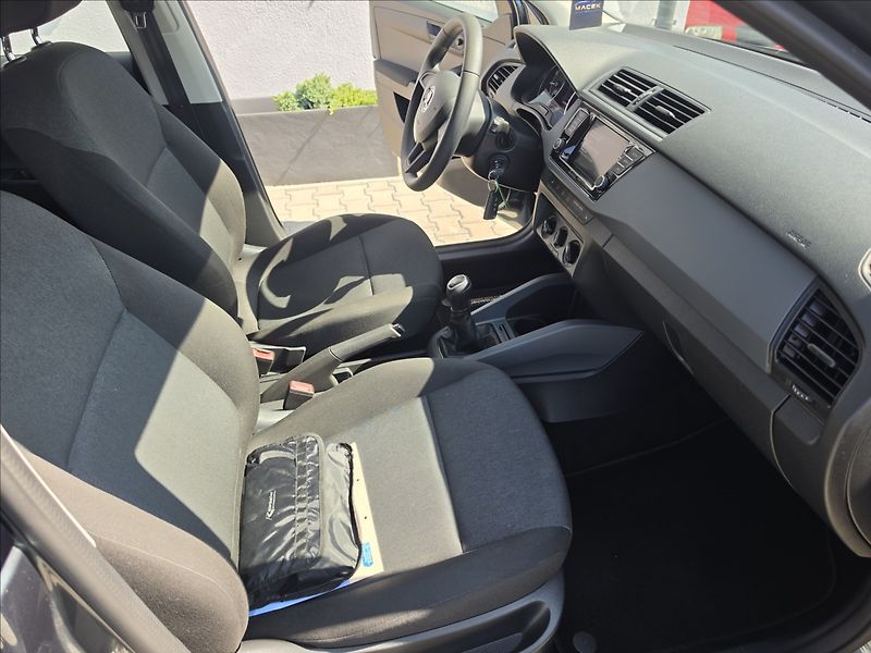 Škoda Fabia III 1,0TSi 70KW Cool 43tkm - fotka 28 z 43