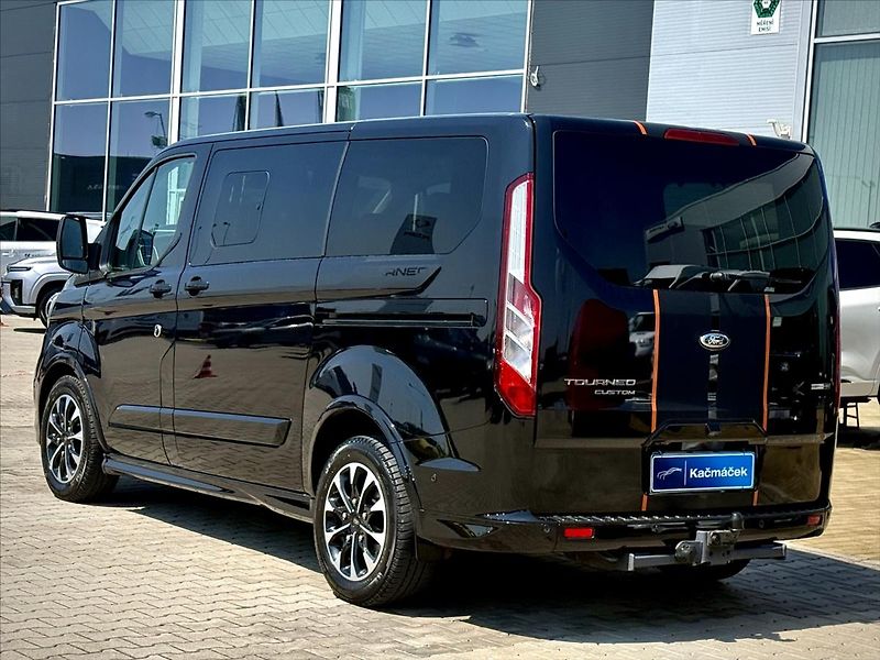 Ford Tourneo Custom 2,0 136kW Sport L1 Webasto - fotka 3 z 29