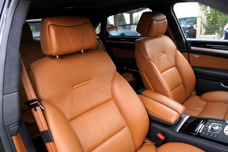 Audi A8 4.2 TDI Long,4x4 Exclusive - fotka 30 z 50