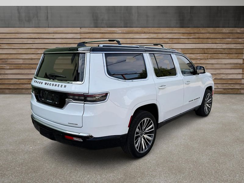 Jeep Grand Wagoneer (2022) + SERIES III + DPH + FULL + - fotka 3 z 36