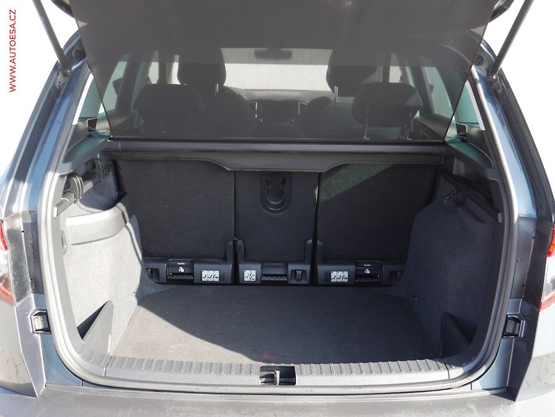 Škoda Karoq (2019) 1.6 TDi, Soleil, DSG, LED, - fotka 7 z 21