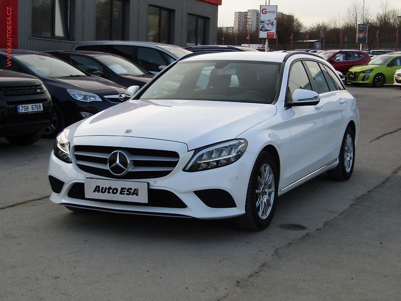 Mercedes-Benz Třídy C (2019) 1.6 d C 200, 1.maj,ČR, AT - fotka 3 z 22