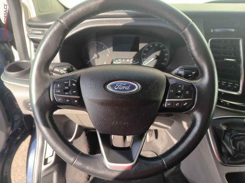 Ford Tourneo Custom (2019) 2.0TDCi L2, 136kW, navi, - fotka 23 z 28