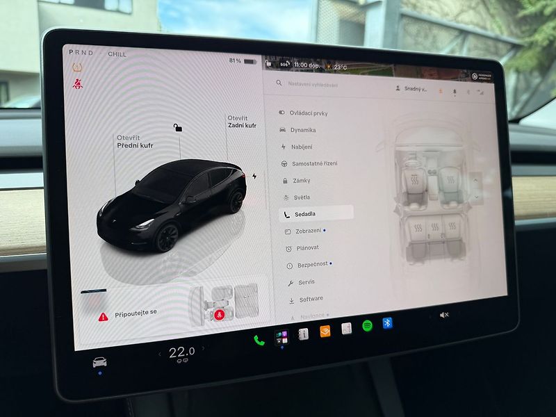 Tesla Model Y Long Range AWD Tažné / záruka - fotka 21 z 40