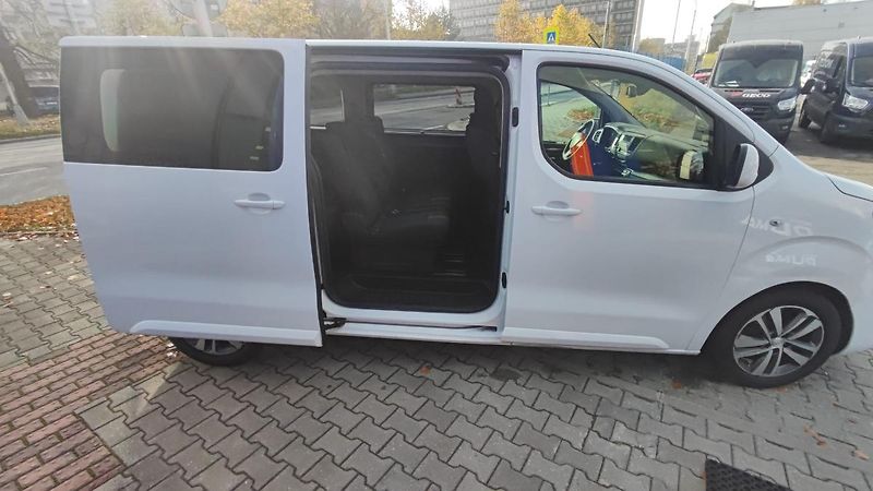 Peugeot Traveller (2017) Traveller 1.6 85kW - fotka 5 z 28