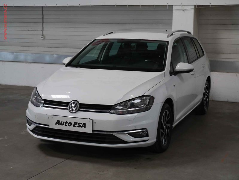 Volkswagen Golf (2019) 2.0TDi, DSG - fotka 3 z 20