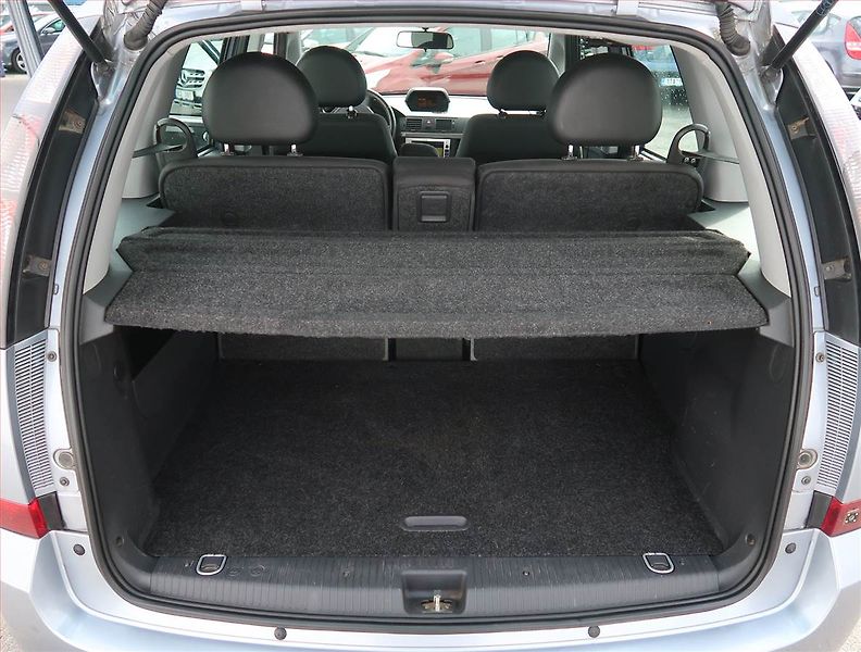 Opel Meriva (2008) 1.6, po STK, rezervace - fotka 13 z 18
