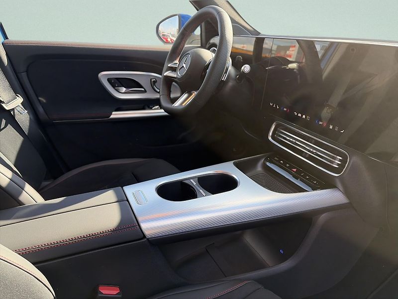 Mercedes-Benz GLB 350 4M EQ - fotka 12 z 15