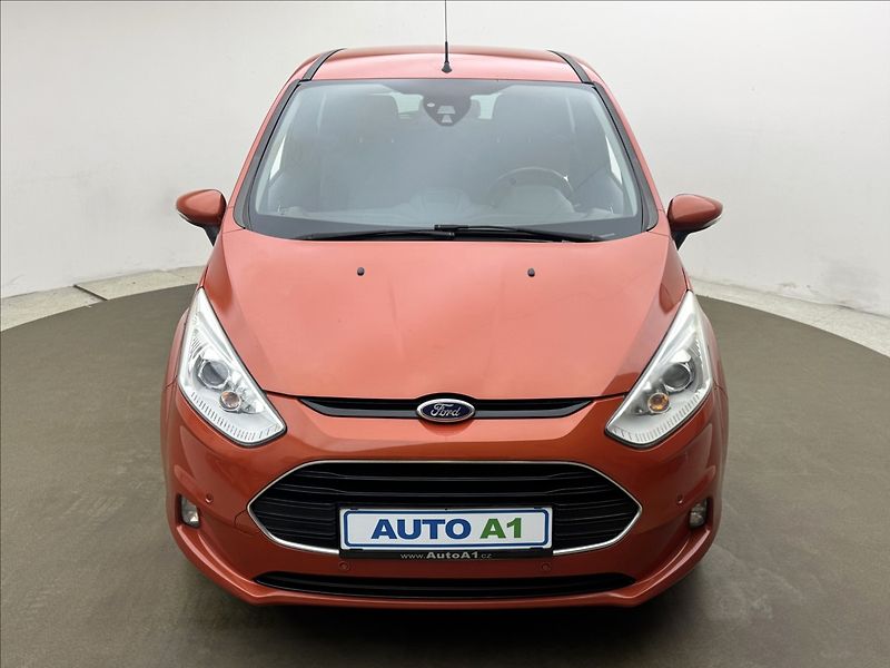Ford B-MAX 1,6 NAVI KLIMA SENZORY TAŽNÉ - fotka 2 z 36