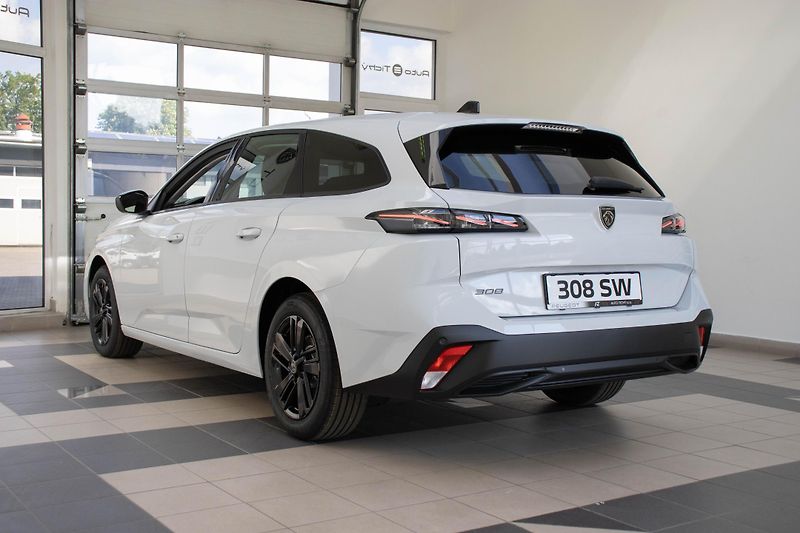 Peugeot 308 SW STYLE BlueHDi 130 EAT8 - fotka 6 z 14
