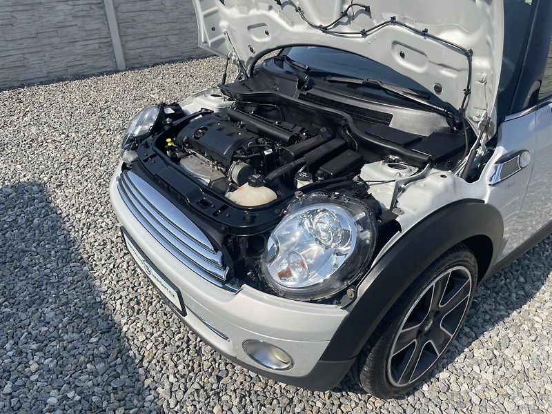 Mini Clubman 1.4i 95PS CLUBMAN 154TKM TOP!! - fotka 96 z 176