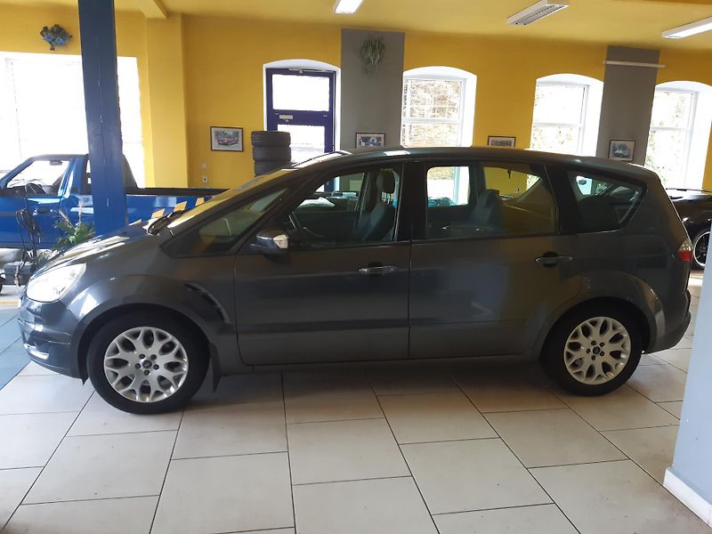 Ford S-MAX 1.8 TDCI DGIKLIMA 7míst - fotka 4 z 20