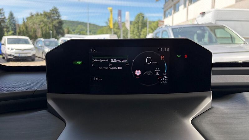 Toyota bZ4X Touring Executive 74kWh AWD - fotka 19 z 19