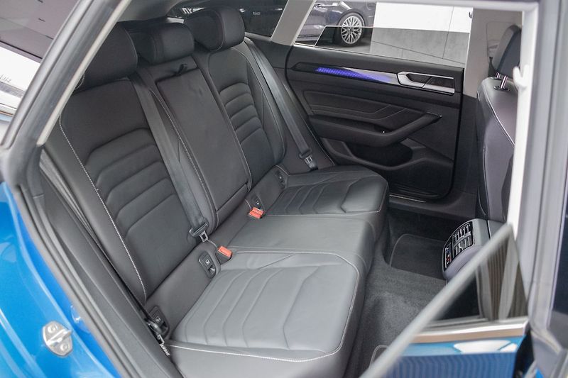 Volkswagen Arteon Shooting Brake TSI 206kW REZERVACE - fotka 14 z 50
