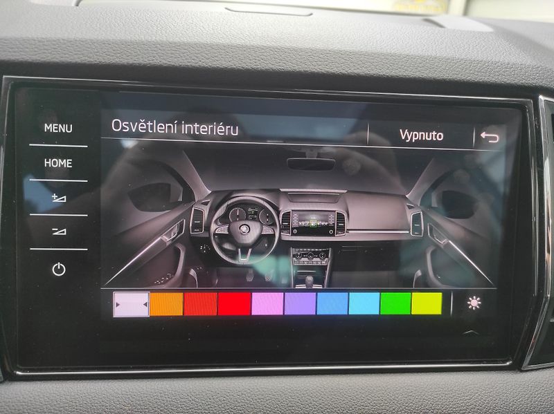 Škoda Karoq 1,5TSi ACT, DSG, STYLE, TZ - fotka 22 z 51