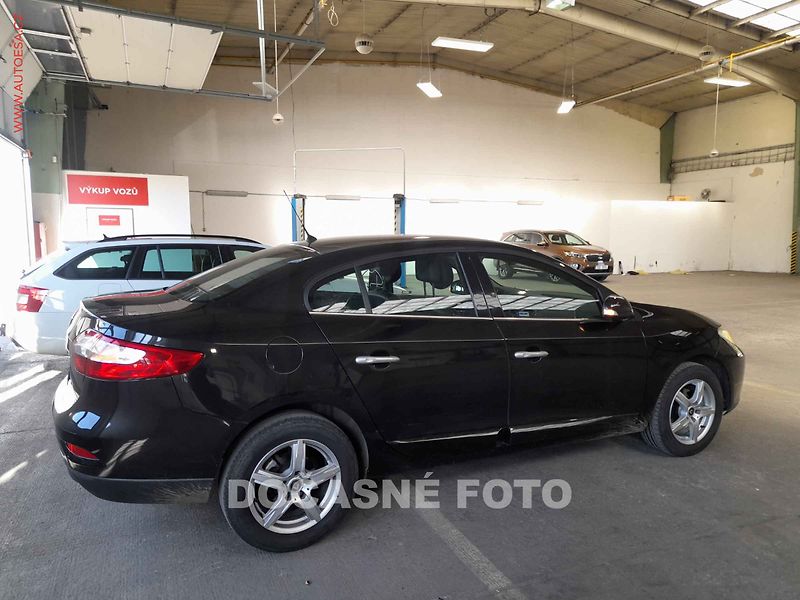 Renault Fluence (2010) 1.5 dCi, ČR, servis.kniha - fotka 2 z 3