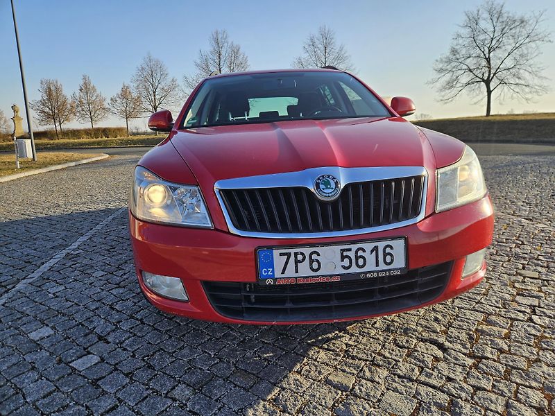 Škoda Octavia (2012) DSG, NOVÉ ROZVODY, SPLÁTKY  - fotka 3 z 23