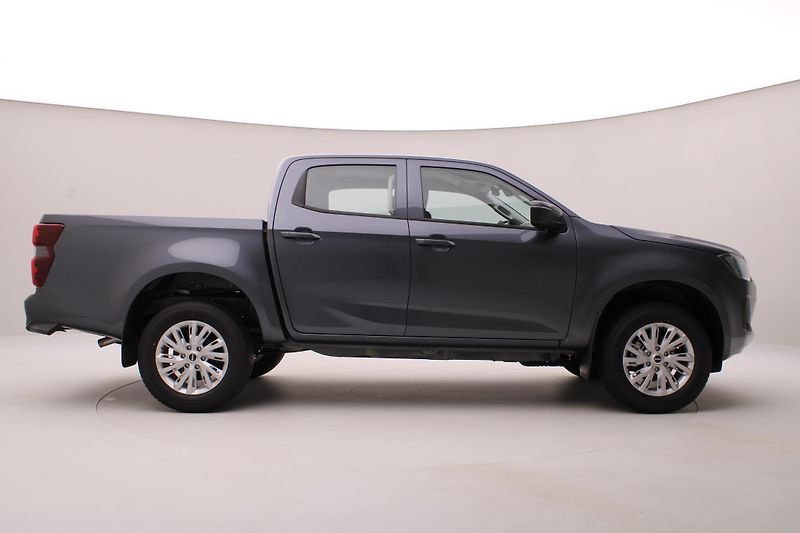 Isuzu D-Max (2026) Double Cab 1,9l LS 4x4 AUT - fotka 5 z 35