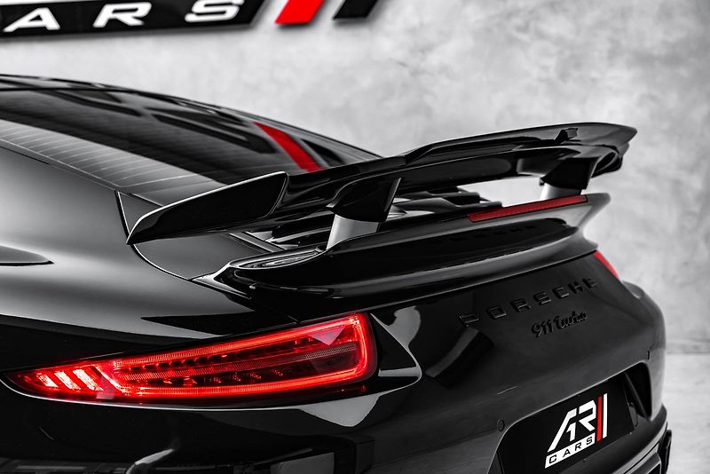 Porsche 911 Turbo, Techart, Alcantara - fotka 12 z 34