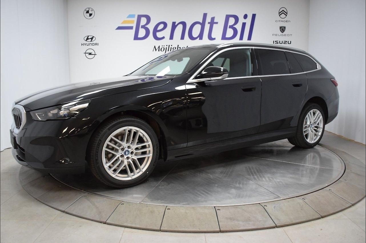 BMW Řada 5 530e xDrive Touring Tažné