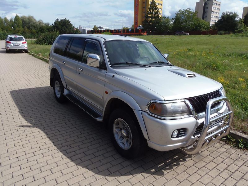 Mitsubishi Pajero Sport (2003) 2.5 TD 4x4 tažné 2.8t NOVÁ STK - fotka 3 z 23